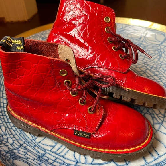 Dr. Martens Other - Dr Martens VTG Made In England 1460 Boots, Red Leather Croc UK 12 kids